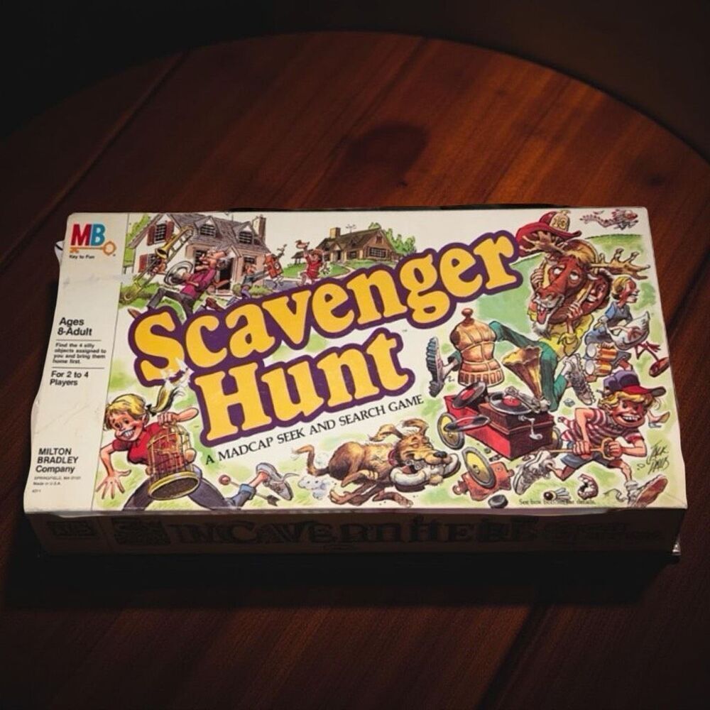 Vintage 1993 Vintage Scavenger Hunt Board Game Milton Bradley Complete